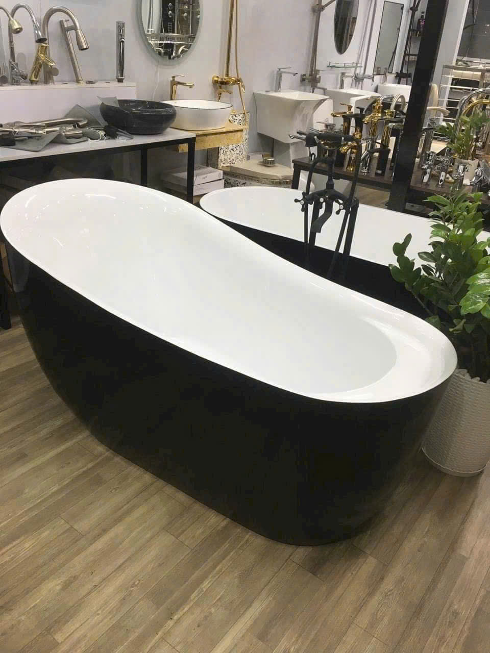 BỒN TẮM NGĂM ĐEN BT-Đ1